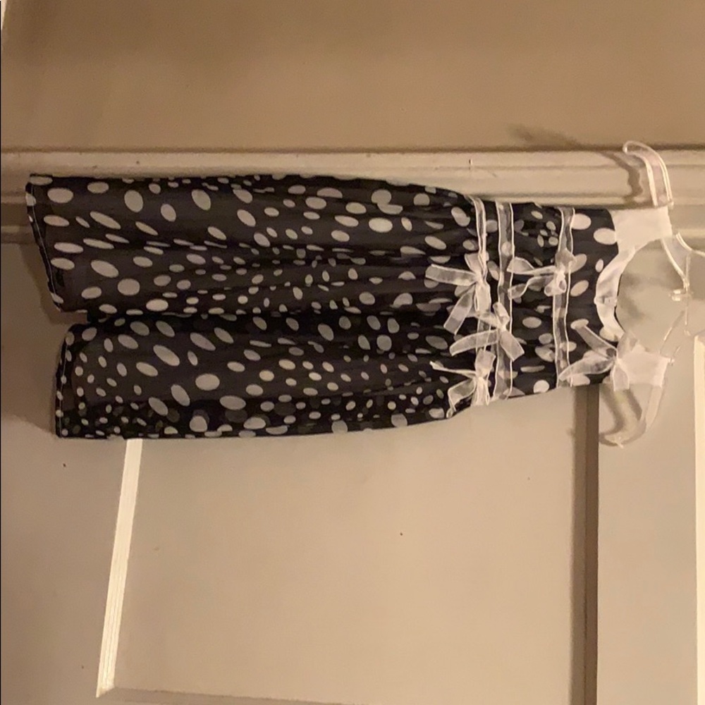 Isobella & Chloe (black and white polka dot dress)